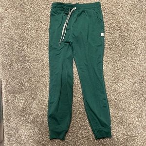 Vuori joggers